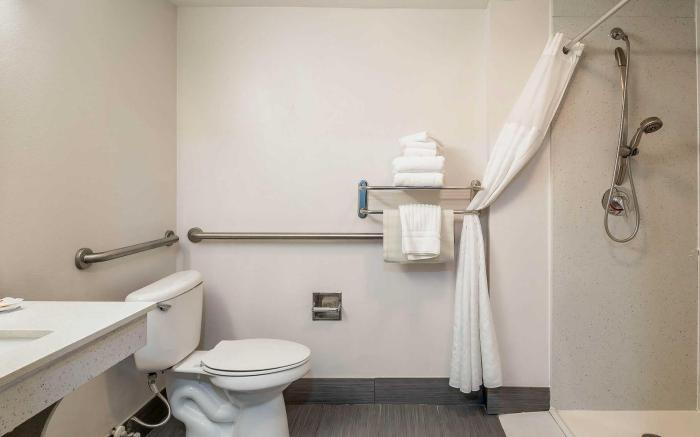 Comfort Inn University