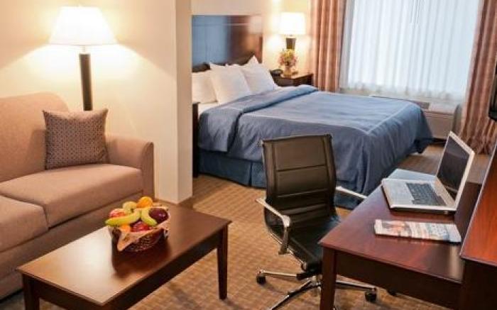 Comfort Suites University Area Notre Dame-South Bend