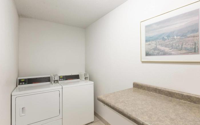 Days Inn by Wyndham Atlantic