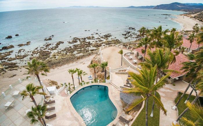 Punta Pescadero Paradise Hotel & Villas