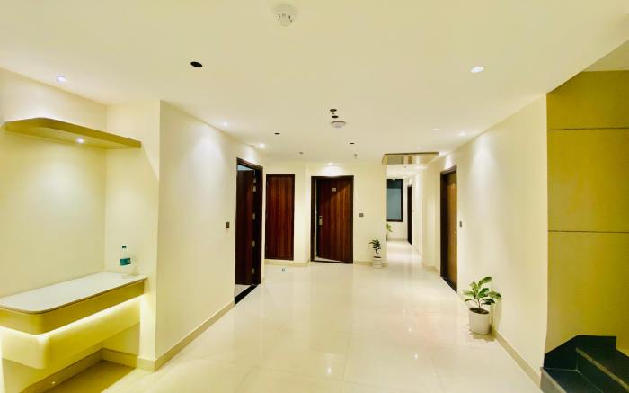 Hotel White House