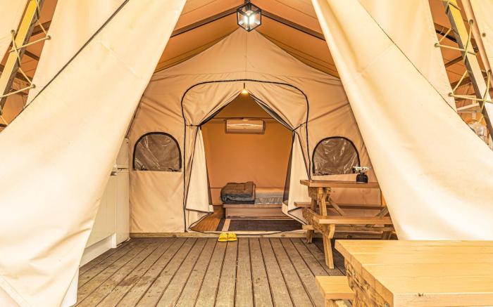 Taean Hakanpo Naro Glamping Camping