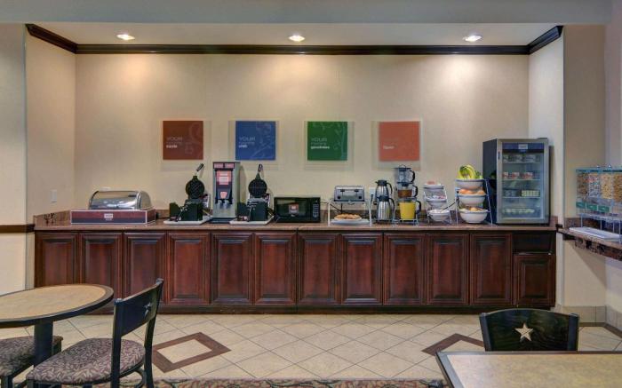 Motel 6 Fort Worth, TX – I-35 & I-20