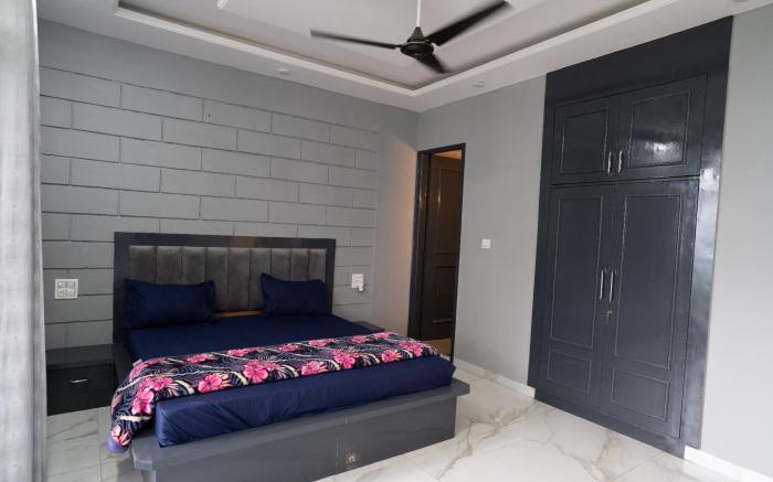 HILL CREST 2 BEDROOM APARTMENT