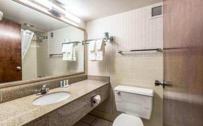 Quality Inn & Suites