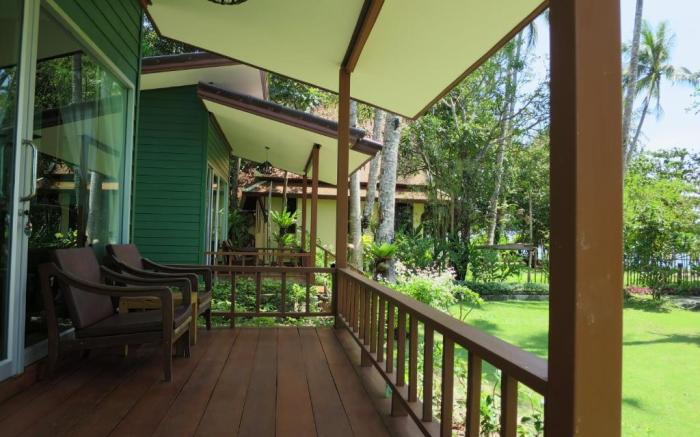 Bangbaobeach Resort