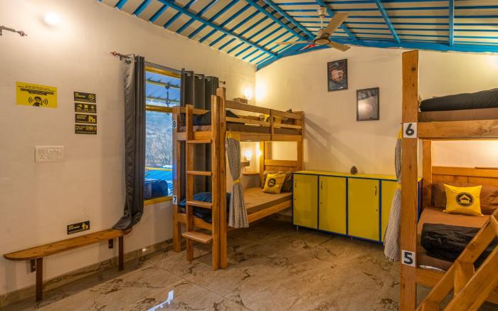 The Hosteller Mussoorie By The Streamside, Kempty