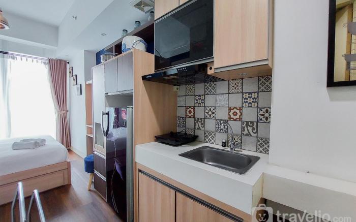 Nice Elegant Studio Tree Park City BSD By Travelio