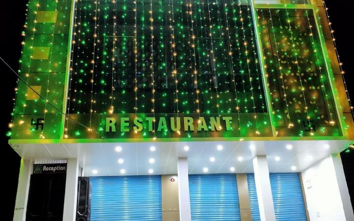 Deepak Hotel And Restaurant