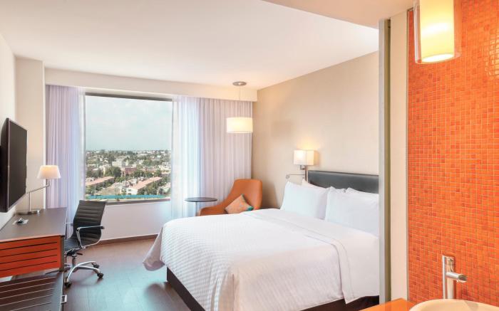 Fiesta Inn Express Puebla Explanada