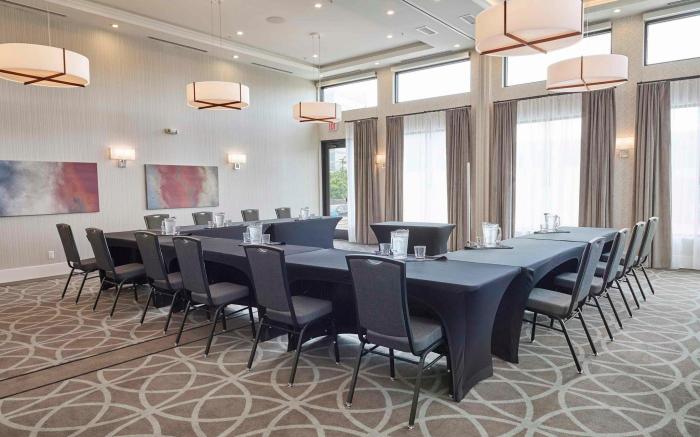 Sandman Signature Plano-Frisco Hotel