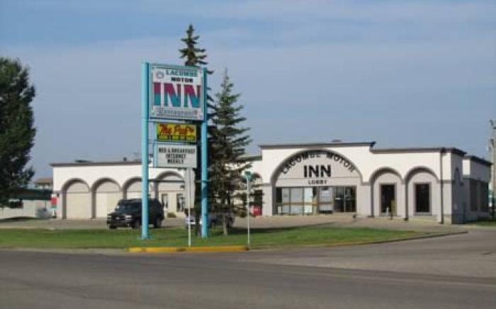 Lacombe Motor Inn