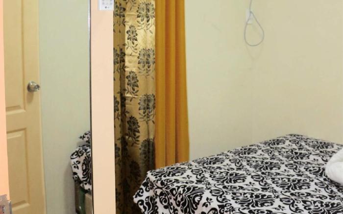 E4 - Your own private apartment with parking