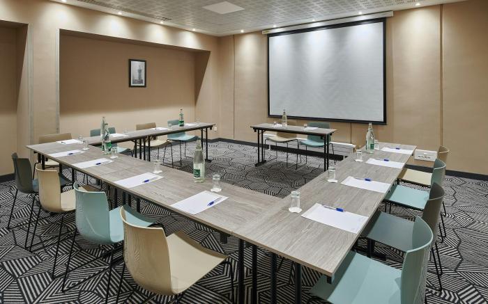 Hotel Provinces Opera