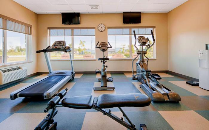 Best Western Plus Walkerton East Ridge Hotel