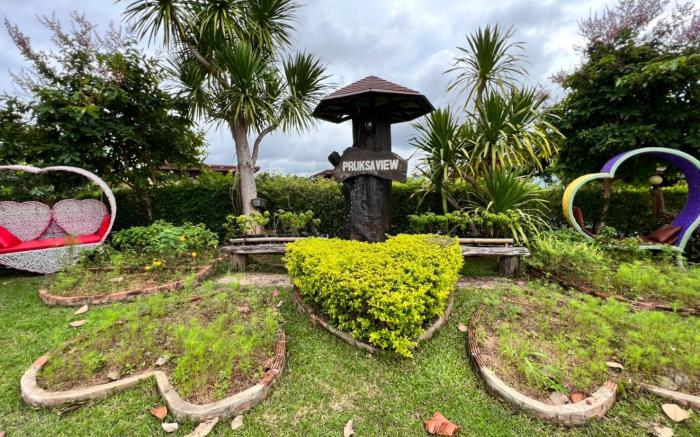 Pruksa View  Homestay