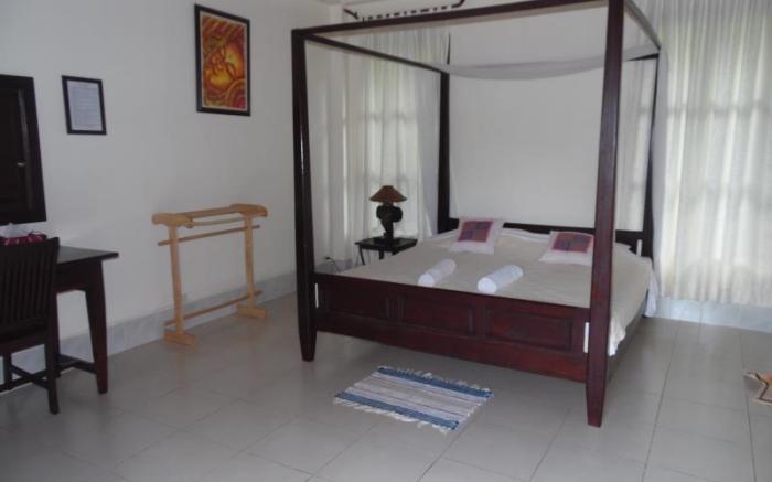 Villa Thakhek