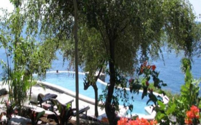 Wawa Wewe Rock Resort