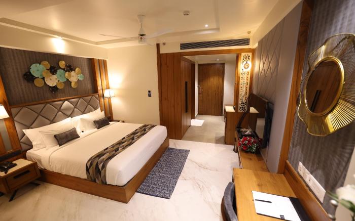AJ Grand Hotel