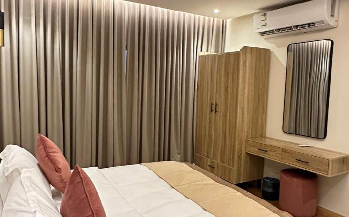 XYZ Hotel Al Tawon