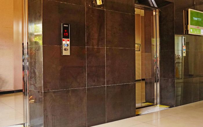 OYO 91593 San San Rooms Apartment Gunung Putri Square