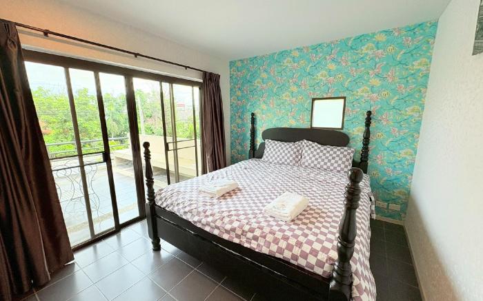 A1-Mountain View Pool Villa-Bang Saen
