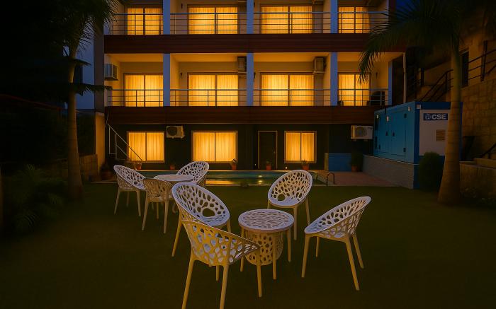 Aroha By Rishikesh - Swimming Pool & Spa