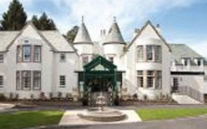 The Cairn Lodge & Hotel