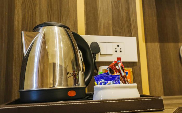 FabHotel Prime The Thane Club - Nr. Rabale Station