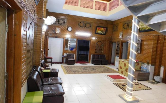 Rex Hotel
