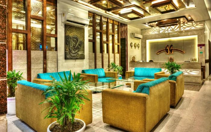 Hotel Royals Grand Galaxy