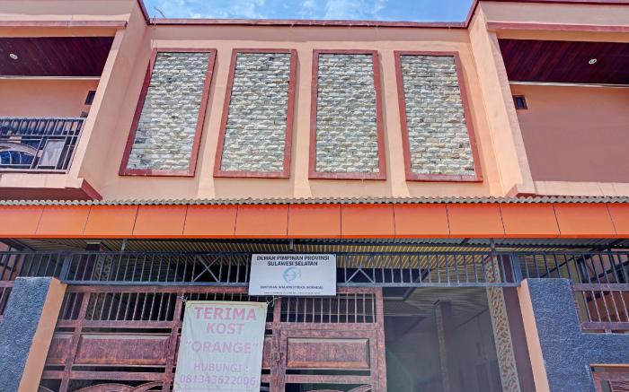 OYO 91649 Orange Homestay Makassar
