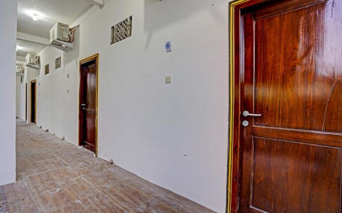 OYO 91653 Grand Syariah Hagawa Lamongan  Near SPORT CENTER LAMONGAN