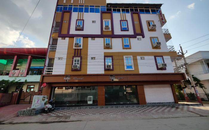 Hotel 7 Eleven
