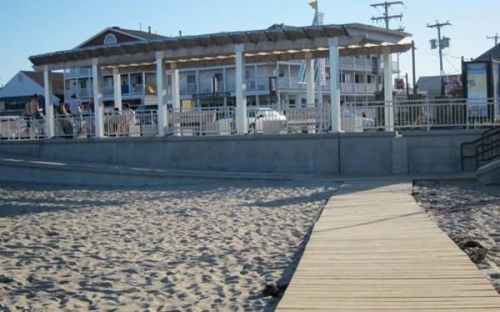 Tides Motel - Hampton Beach
