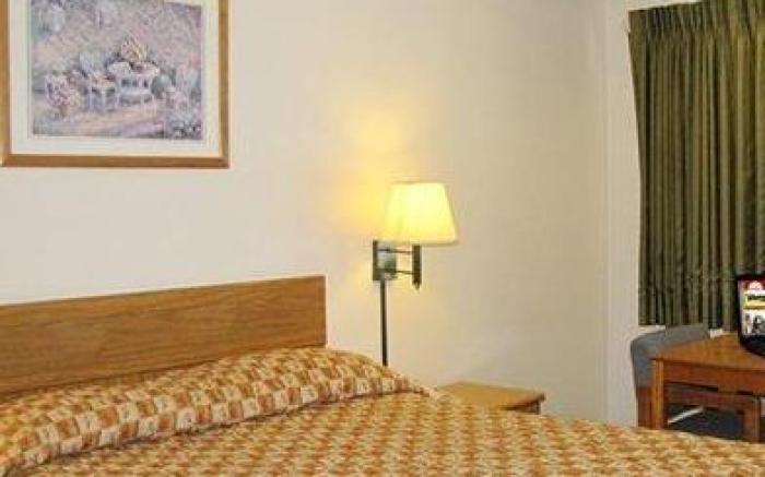 Town House Motel