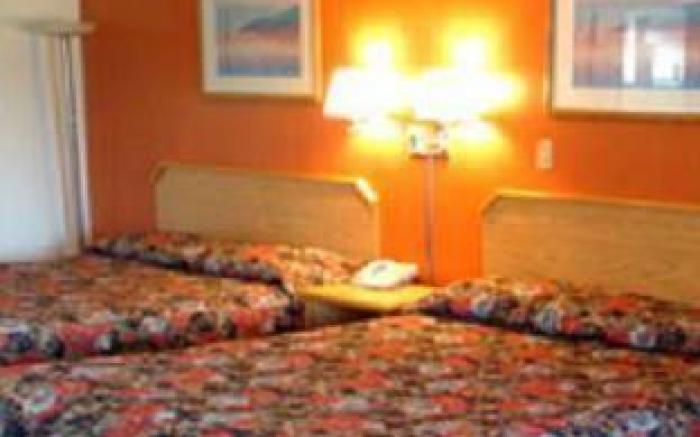 Townhouse Motel