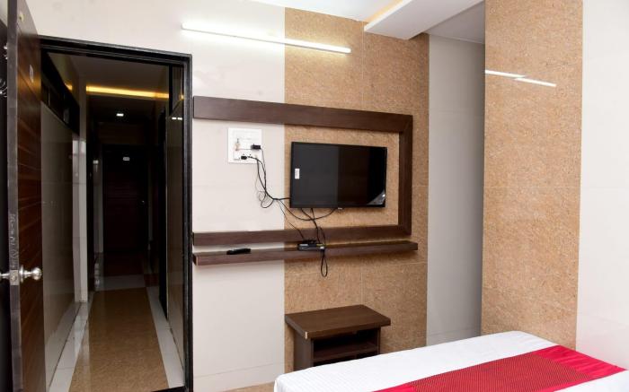 Nivant Lodge, Solapur