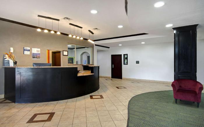 Motel 6 Fort Worth, TX – I-35 & I-20