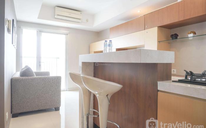 Nice Comfort 1BR The Wave Kuningan By Travelio