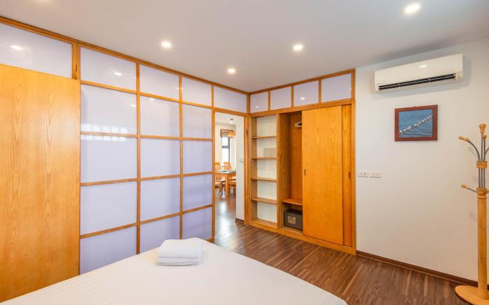 Warming 02 Bedrooms apt in LL str ~ near Lotte