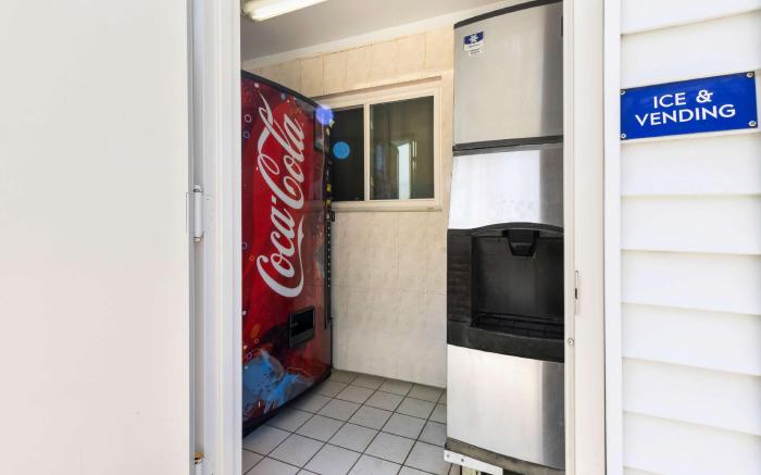 Americas Best Value Inn Avenel Woodbridge