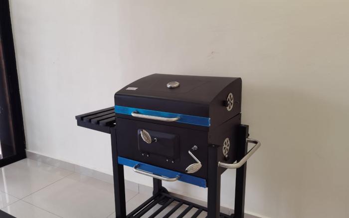 Austin2 24paxs Pool Table Karaoke BBQ Corner Unit