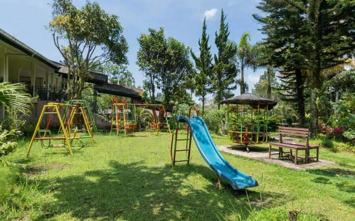 Urbanview Hotel Griya Astoeti 2 Cisarua Puncak by RedDoorz