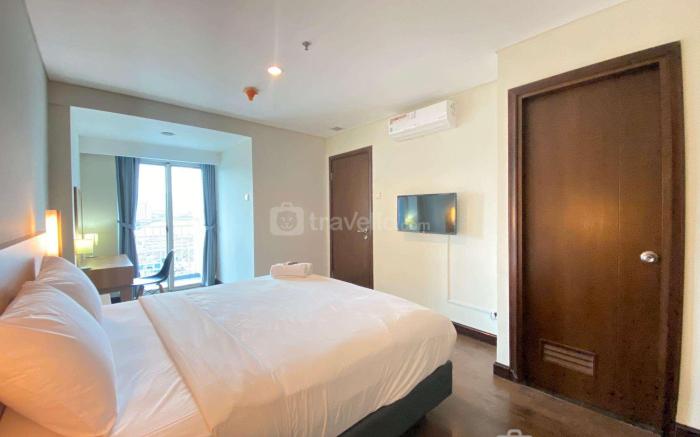 Spacious 2BR Apt at El Royale near BIP By Travelio