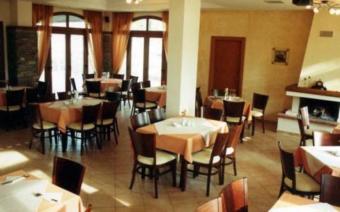 Yannis Hotel