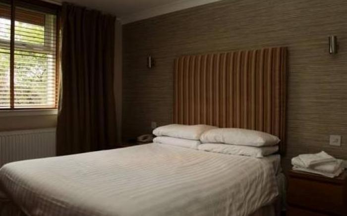 Abbotsford Hotel