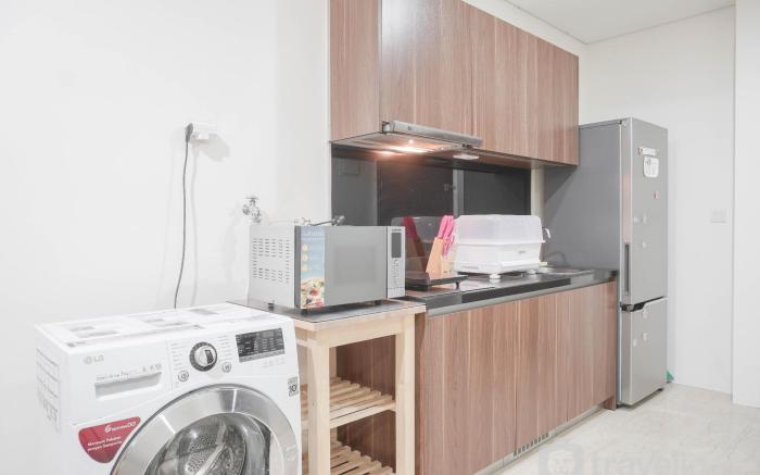 Nice Elegant 1BR at L'avenue Pancoran By Travelio