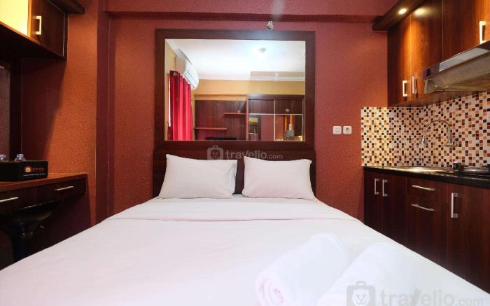 Fancy Nice Studio @ Green Pramuka City By Travelio