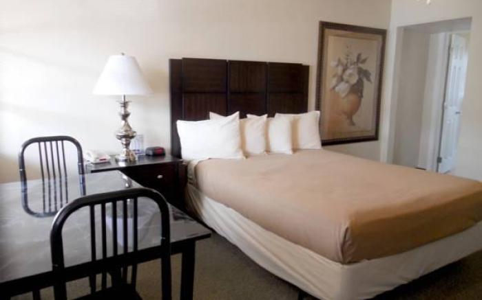 Beachside Resort Motel